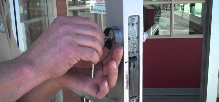 commercial door lock repair Lake Los Angeles