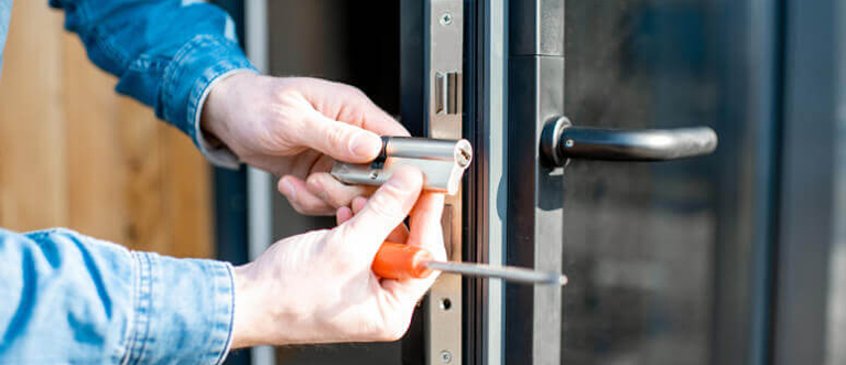 Commercial Locksmith Lake Los Angeles